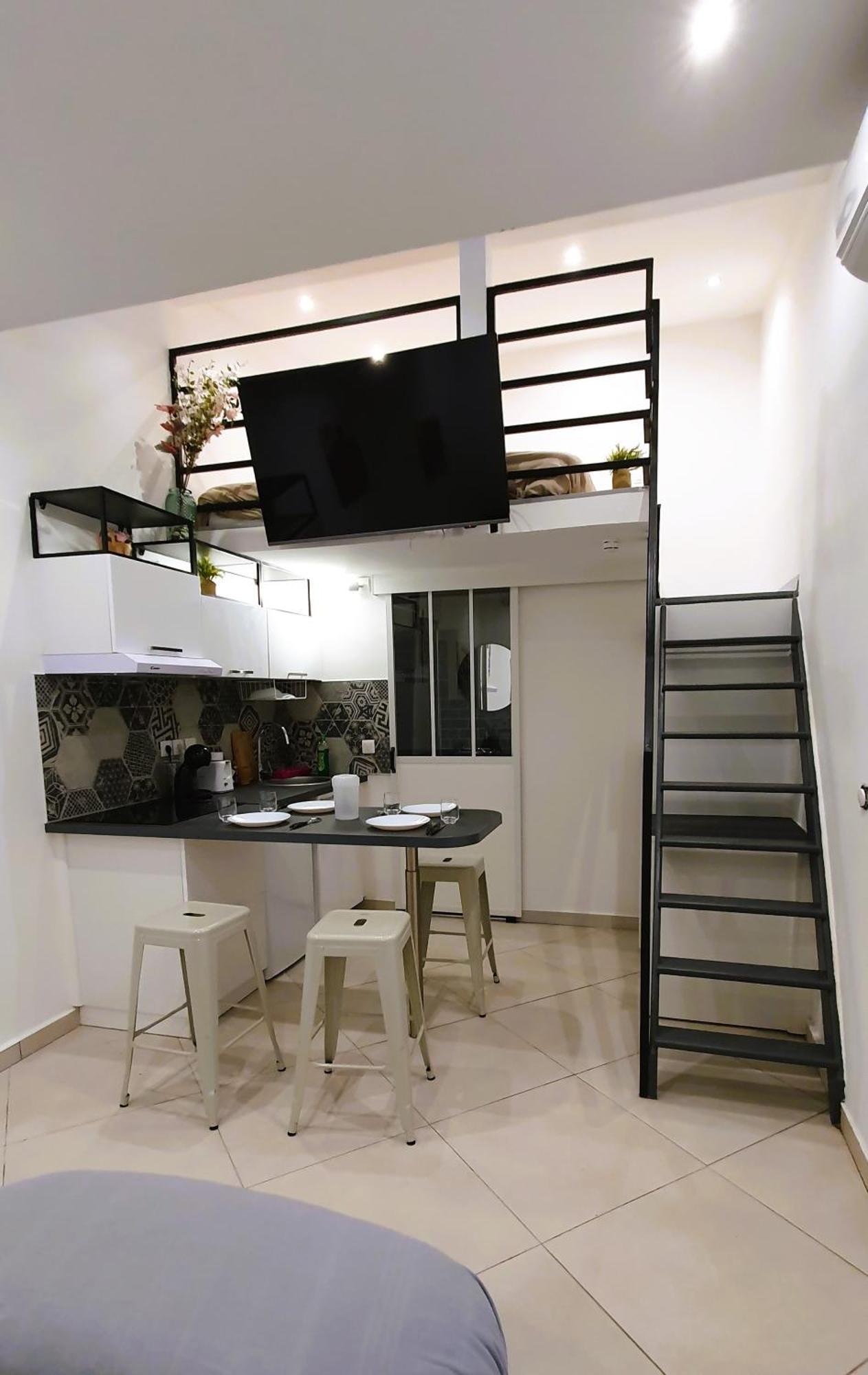 Studio Pour Jusqu'A 4 Personnes Proche De L'Hopital Et Du Centre Ville Saint-Denis Extérieur photo